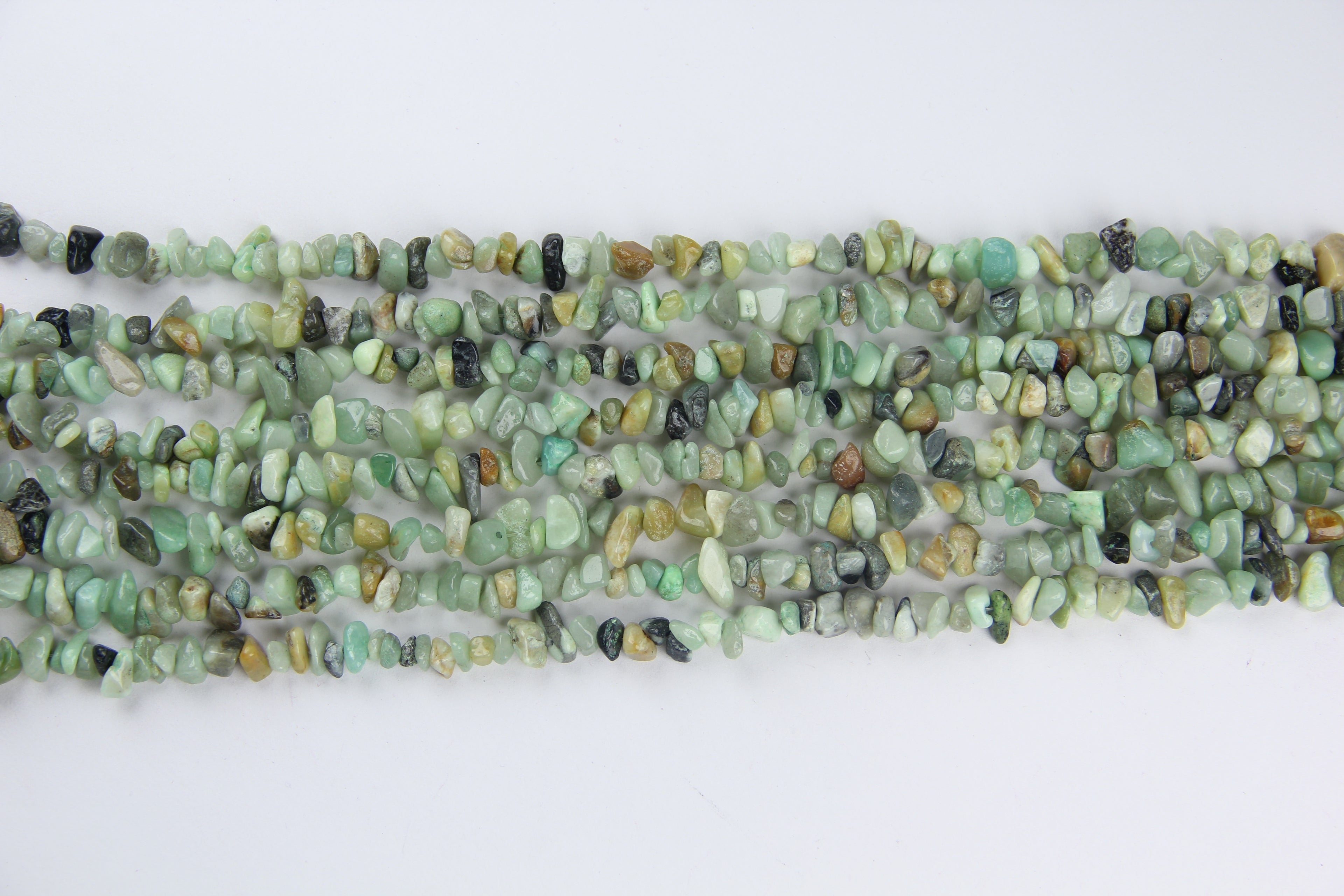 Amazon jade with irregular long chains