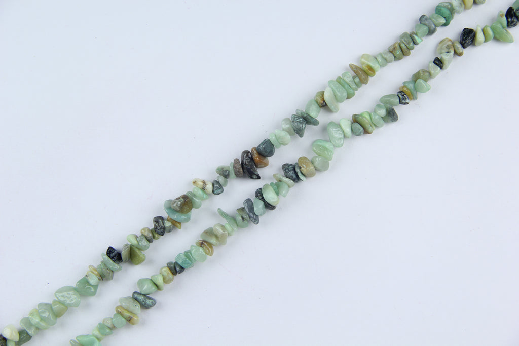 Amazon jade with irregular long chains
