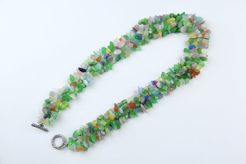 Colorful cat-eye glass necklace