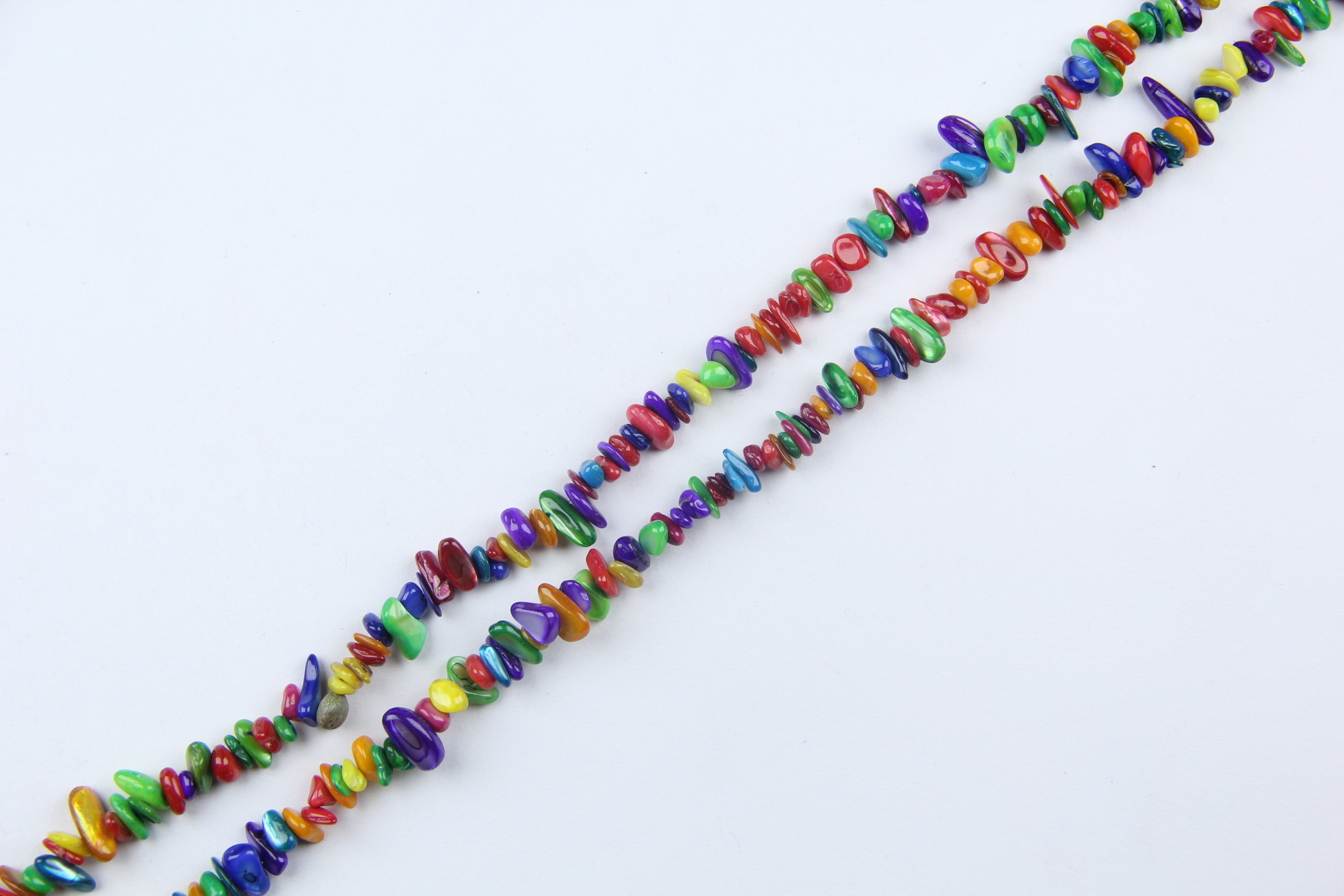 Irregular colored shell long chain