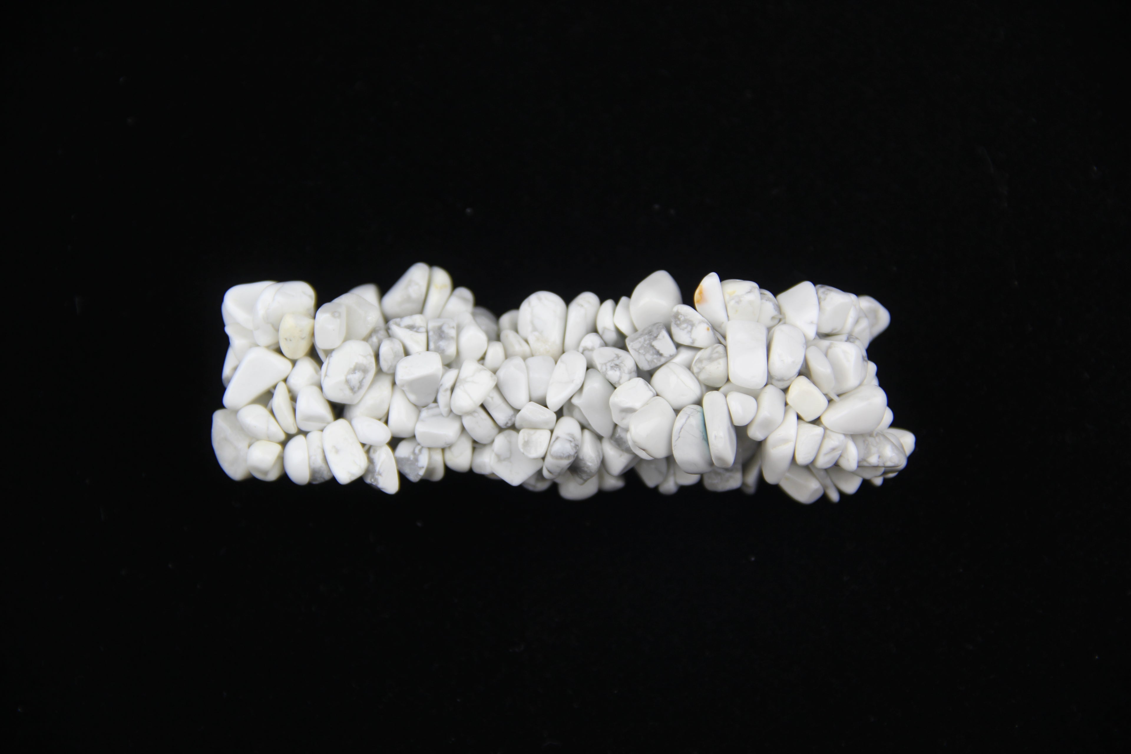 White pine stone bracelet