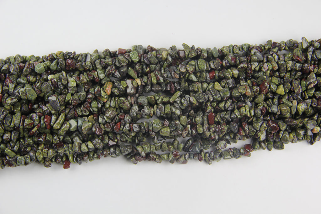 Irregular Dragon Blood Crushed Stone Long Chain