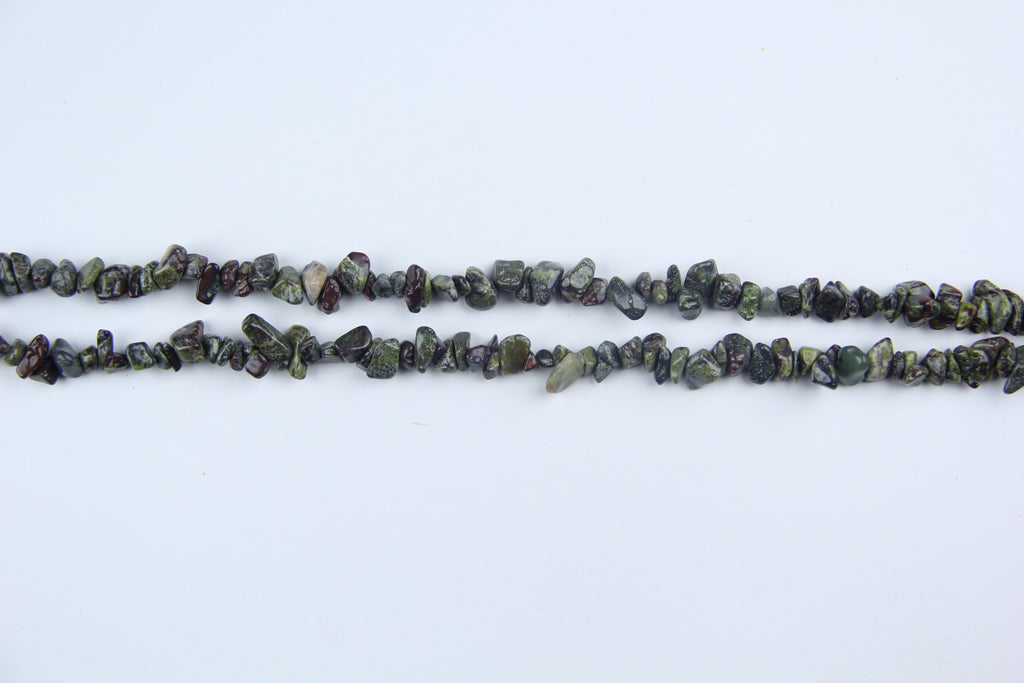 Irregular Dragon Blood Crushed Stone Long Chain