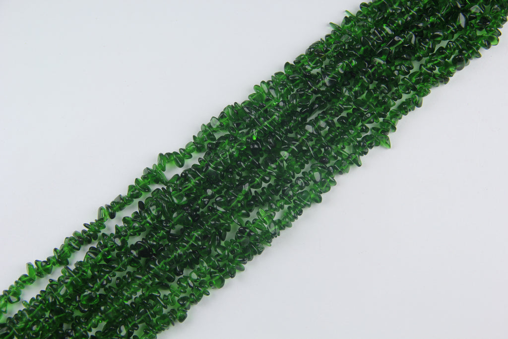 Irregular green glass long chain