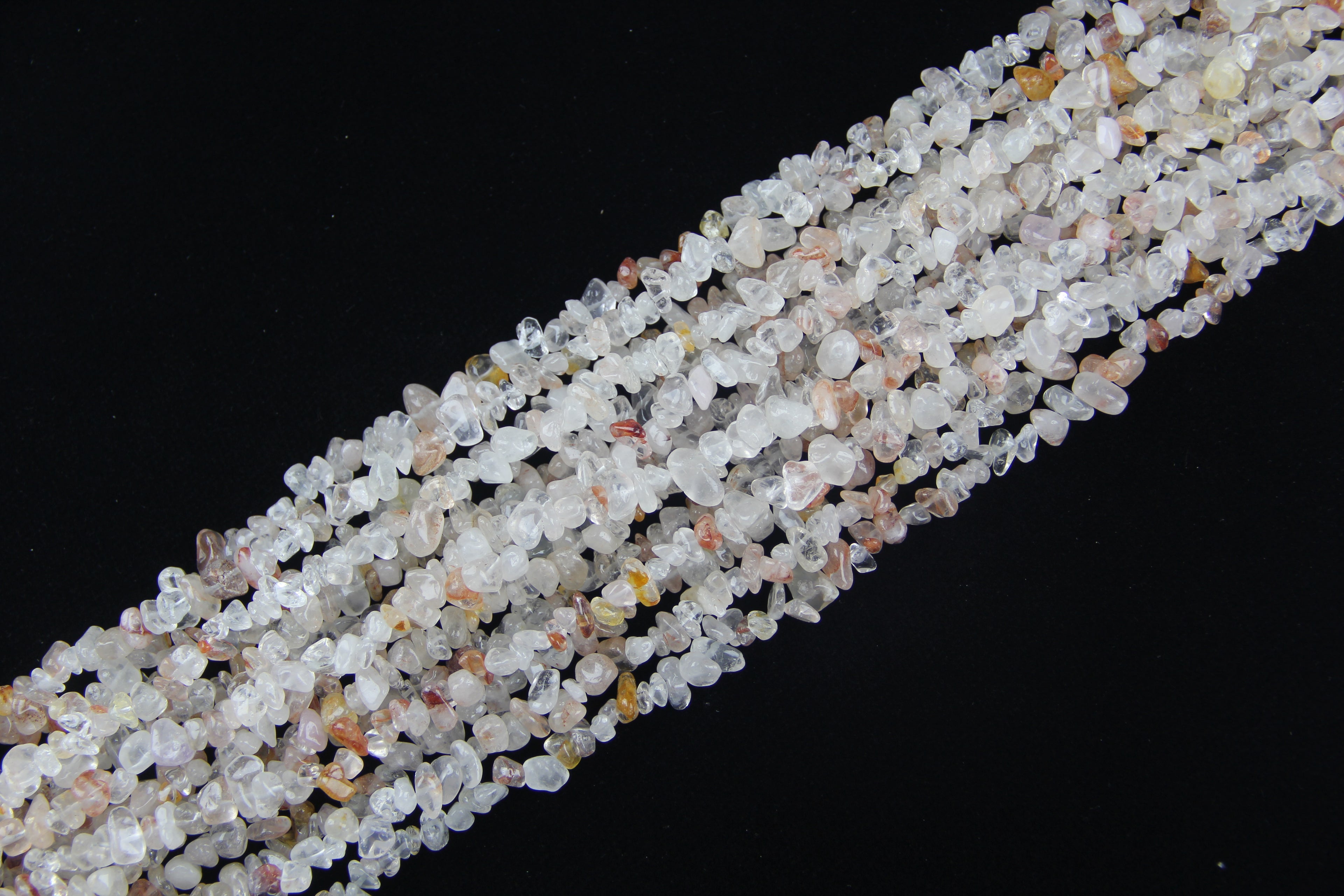 Shallow red crystal irregular long chain