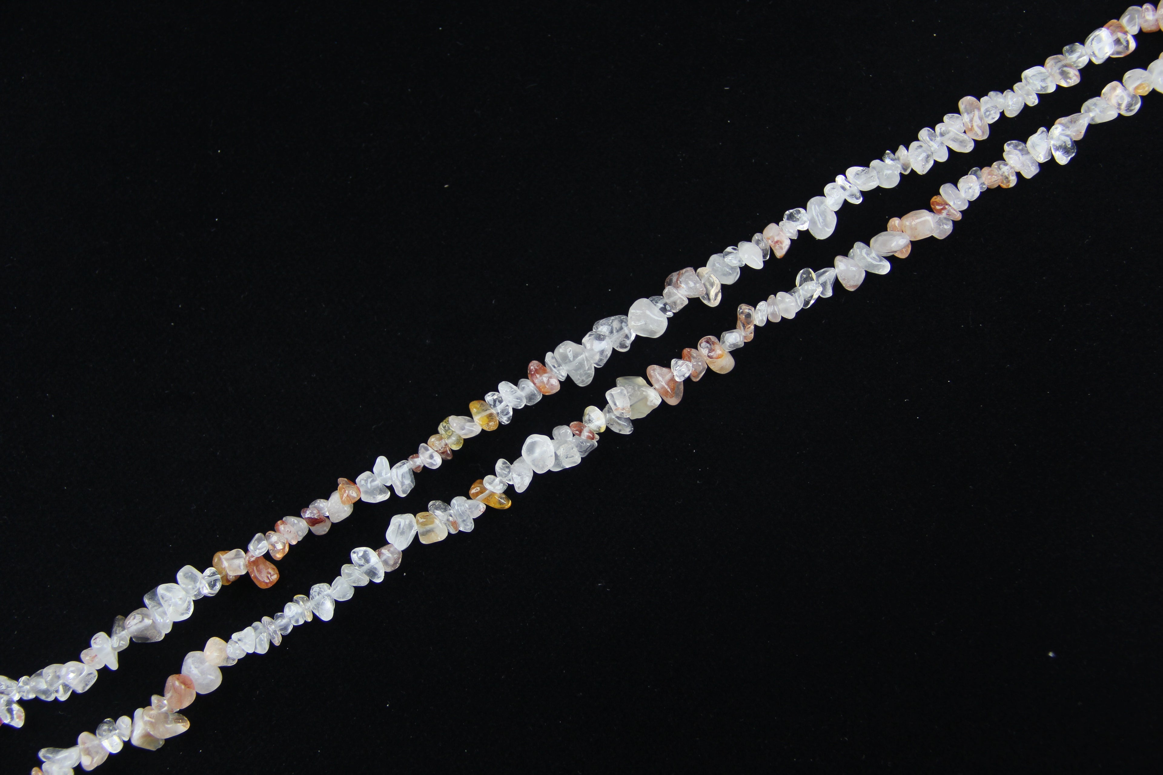 Shallow red crystal irregular long chain