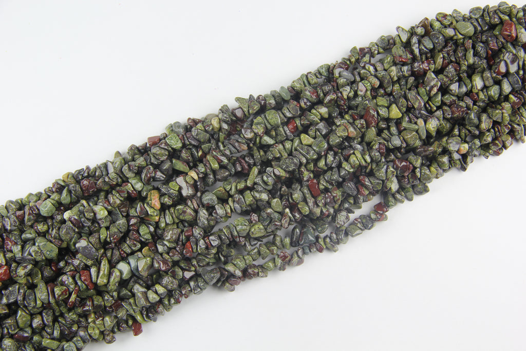 Irregular Dragon Blood Crushed Stone Long Chain