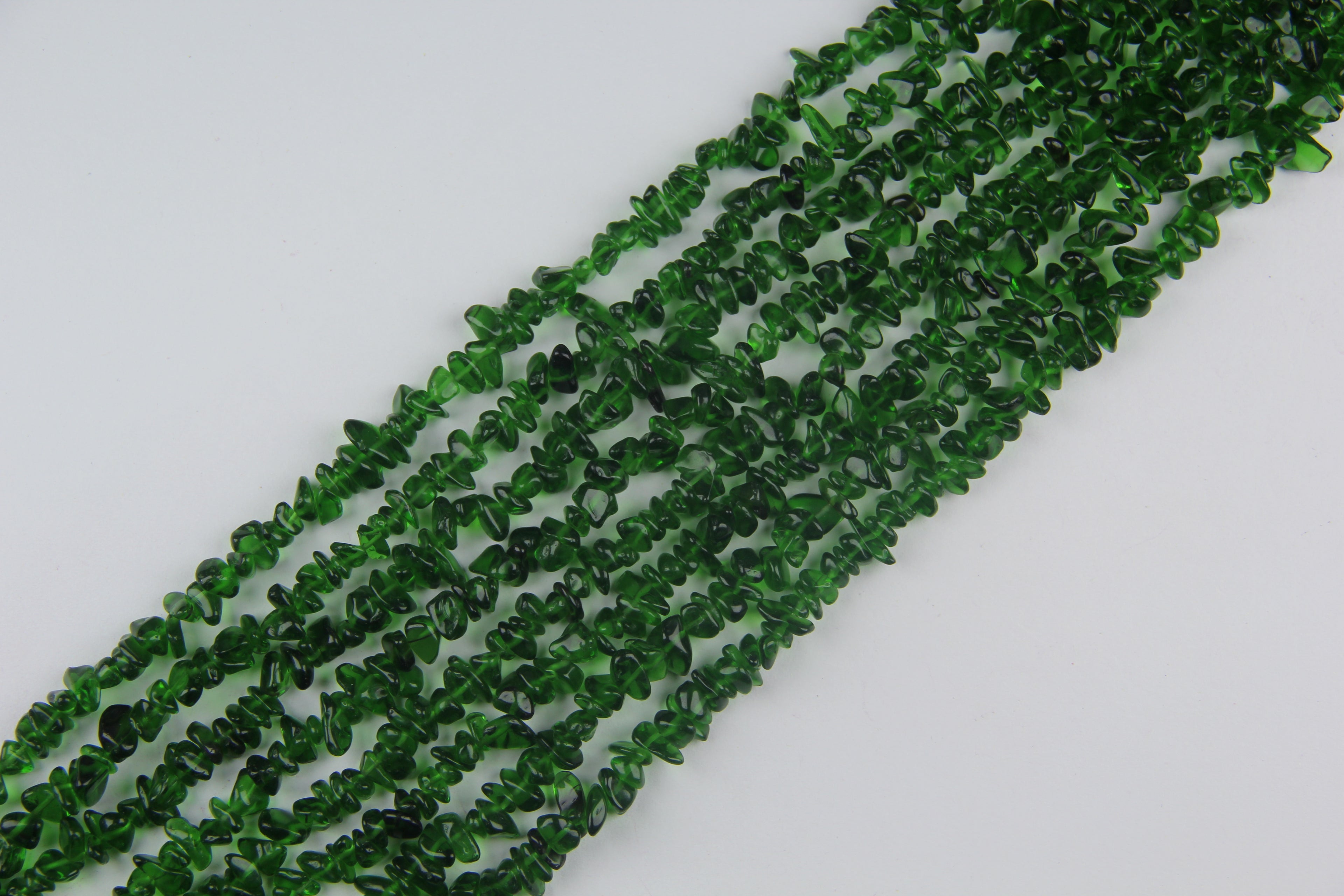 Irregular green glass long chain