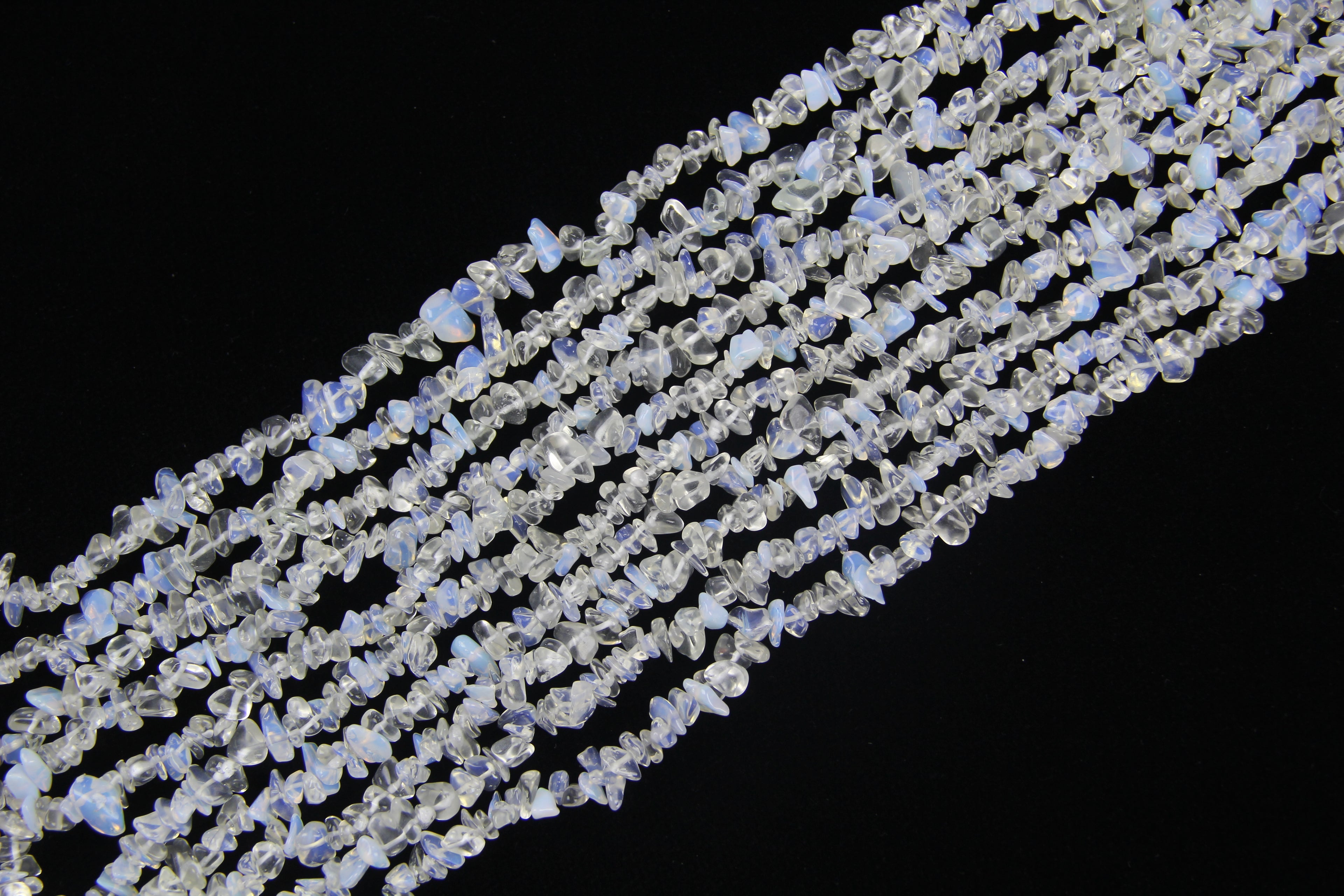 Artificial white blue protein broken stone long chain