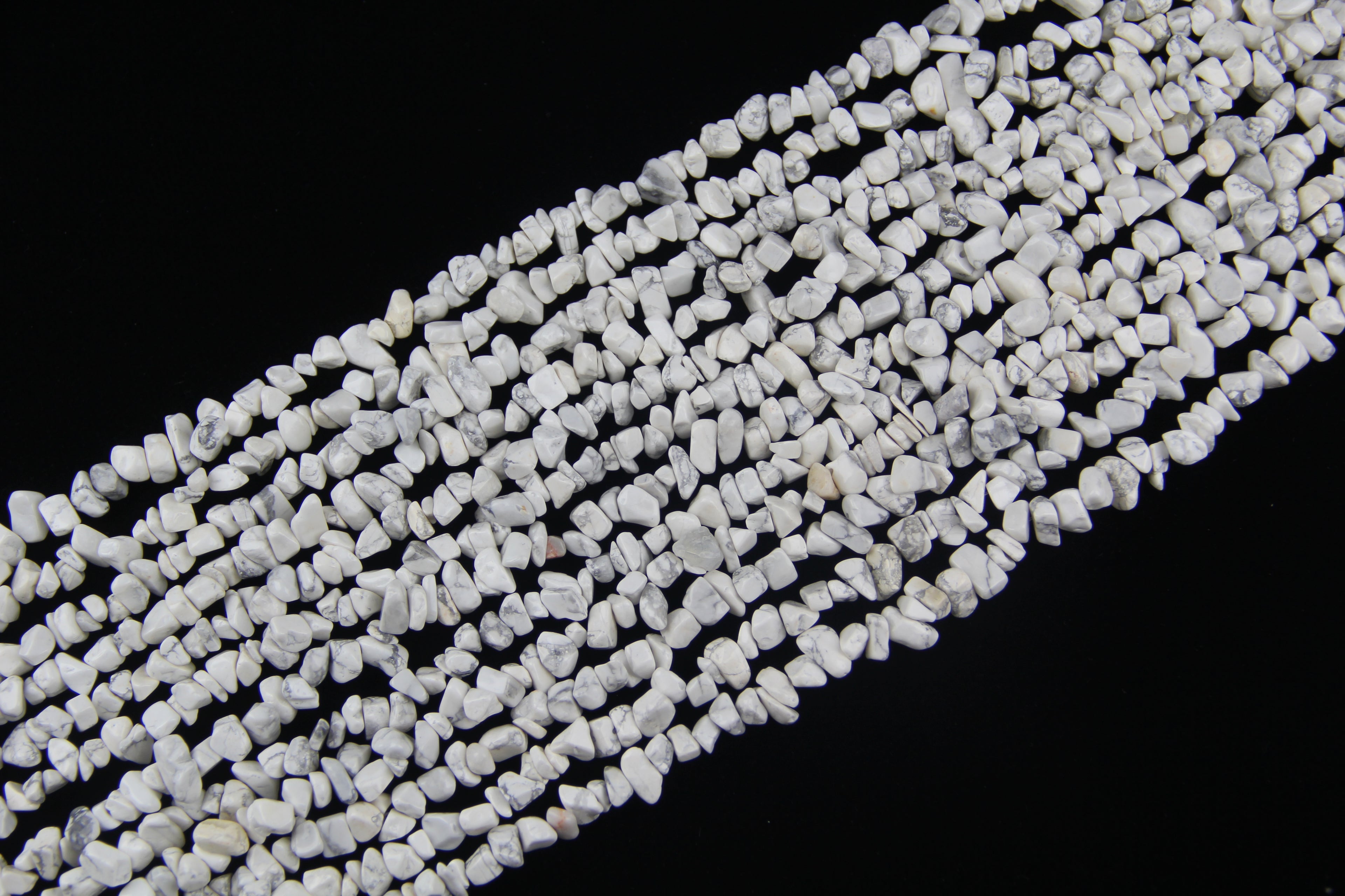 Irregular white marble gravel long chain