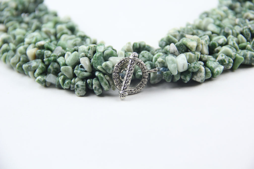 Tree-printed agate necklace