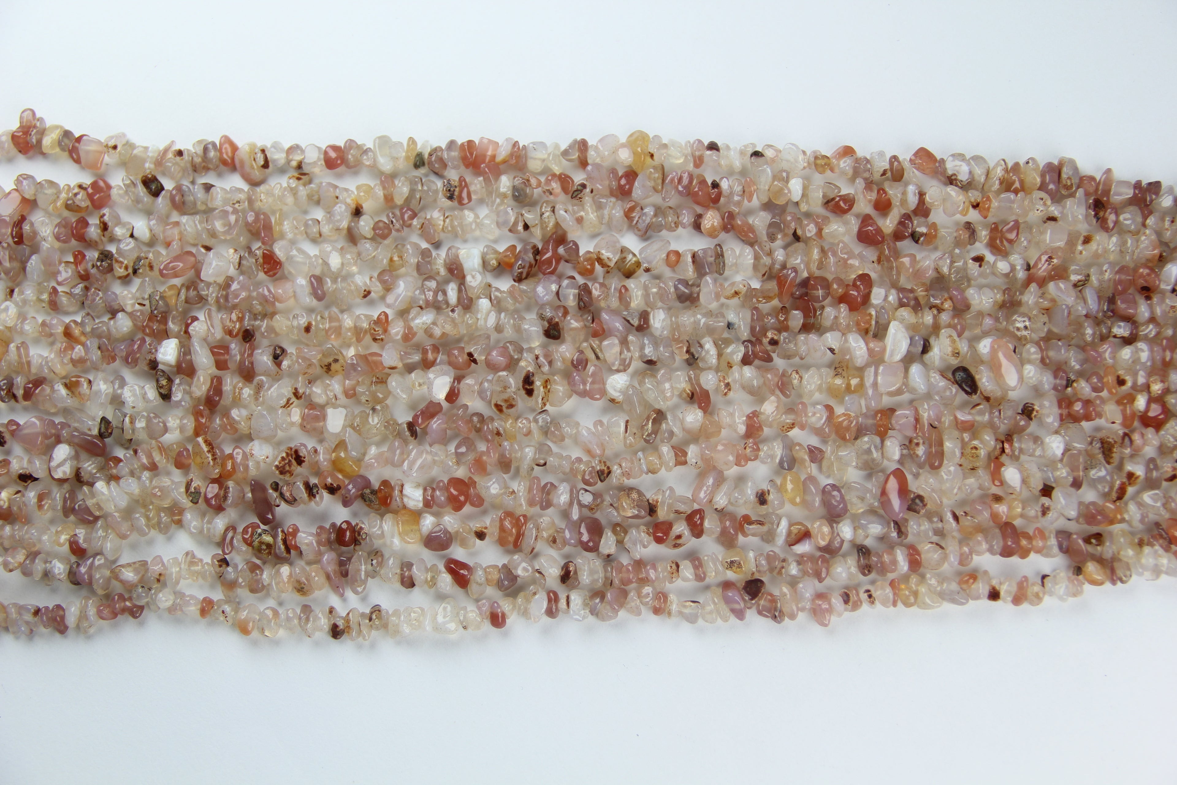 Irregular red and white agate broken stone long chain