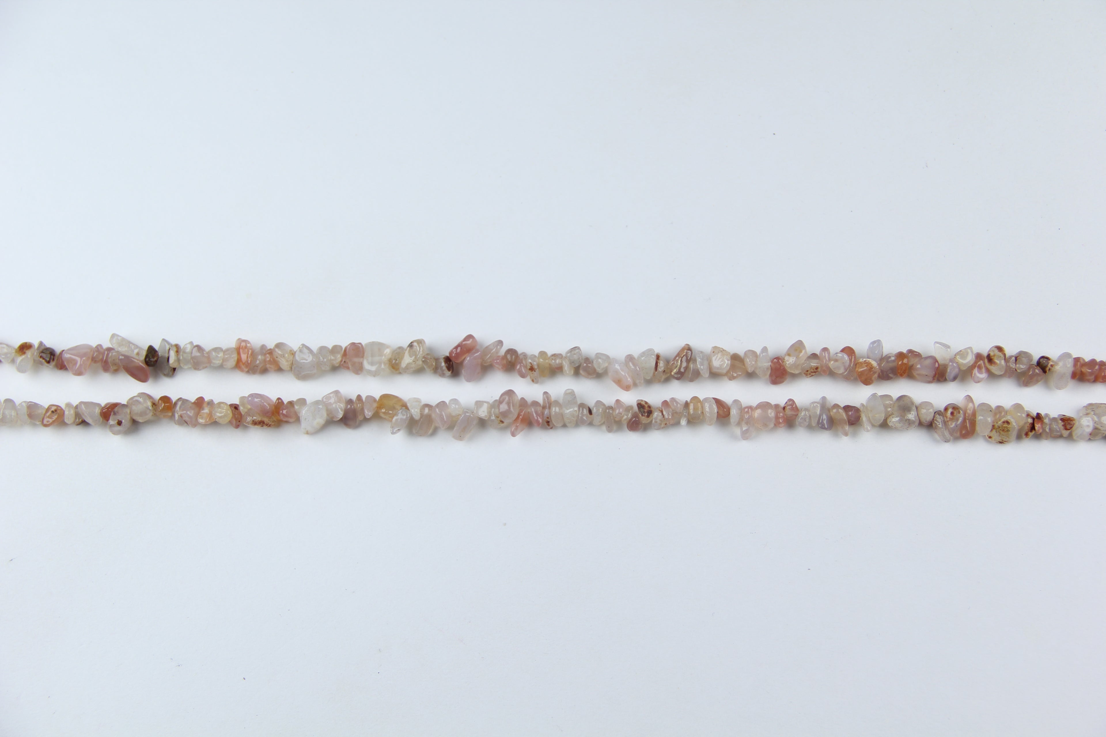 Irregular red and white agate broken stone long chain