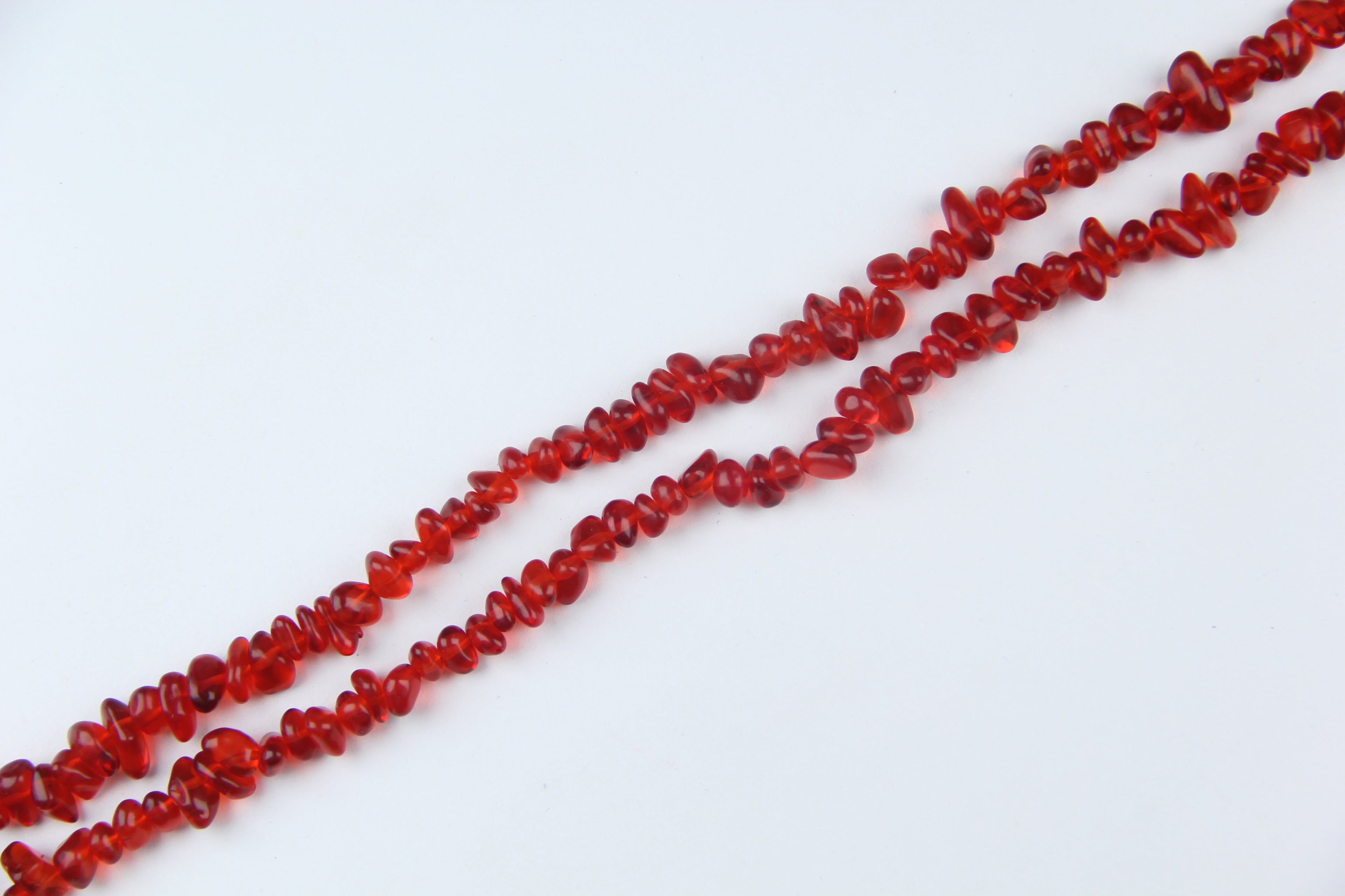 Irregular red glass broken stone long chain