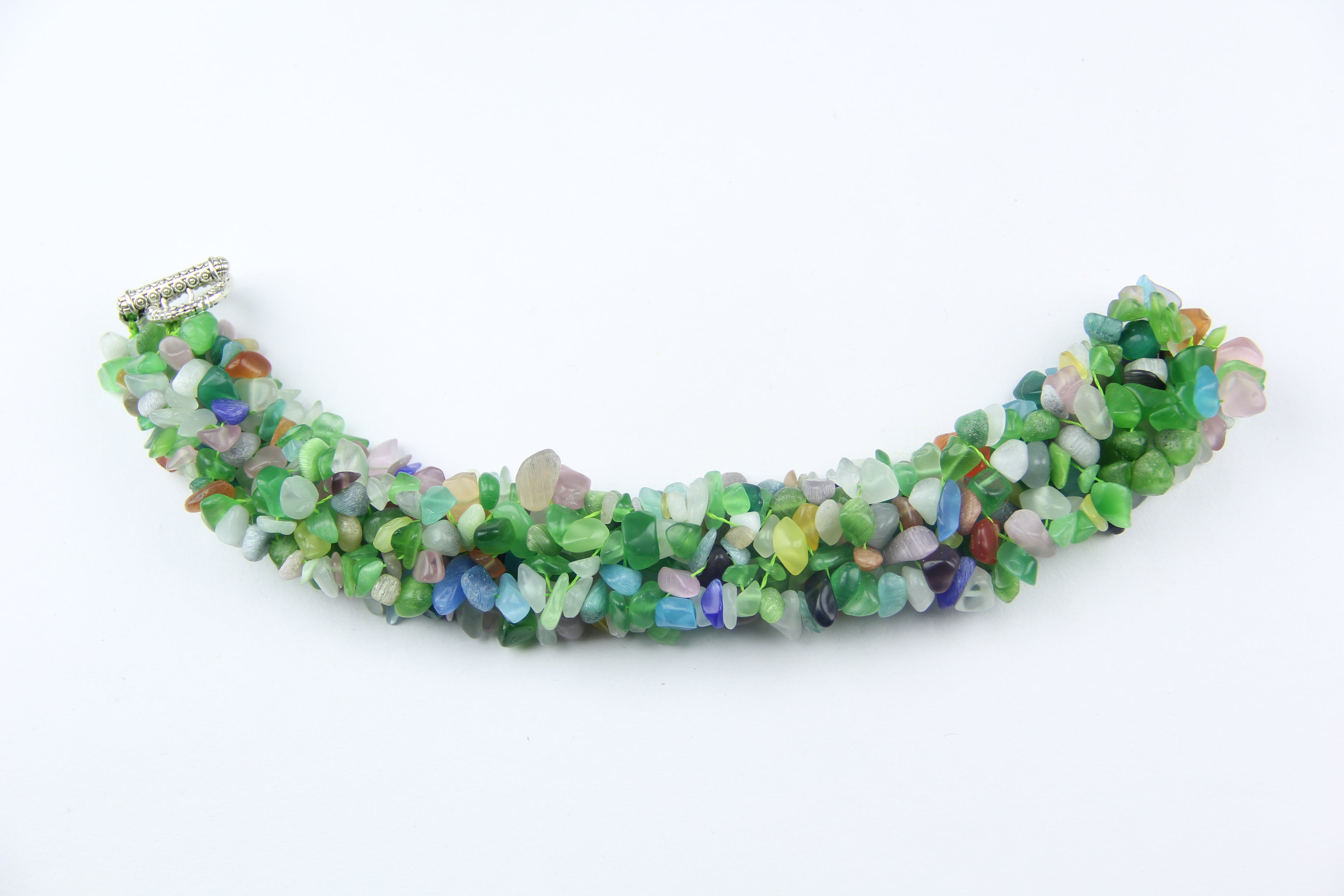 Colorful cat-eye glass necklace