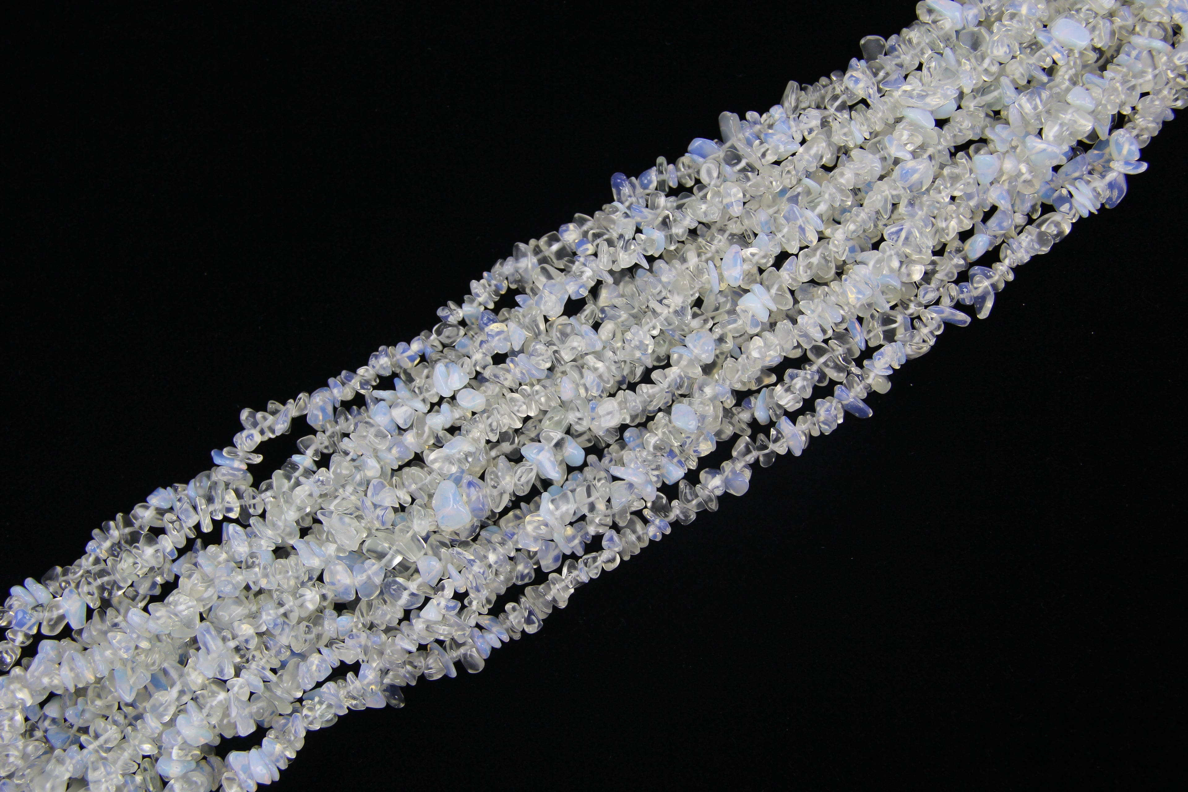 Artificial white blue protein broken stone long chain