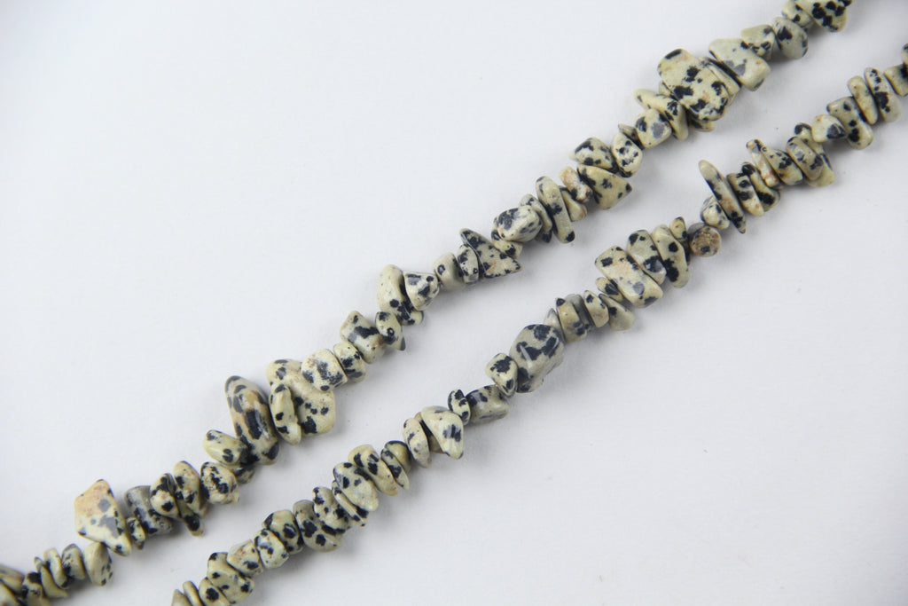 Irregular speckled gravel long chain