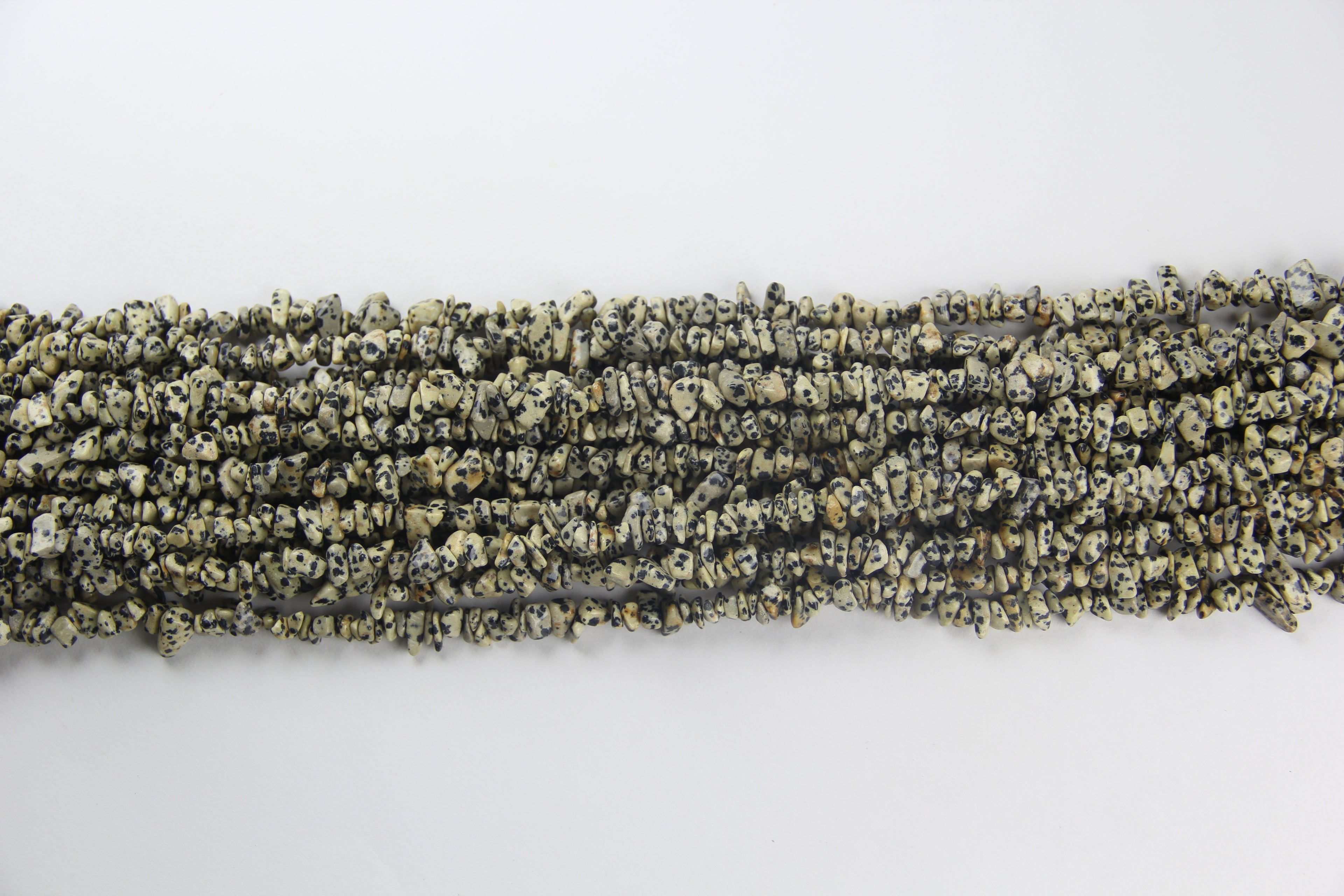 Irregular speckled gravel long chain