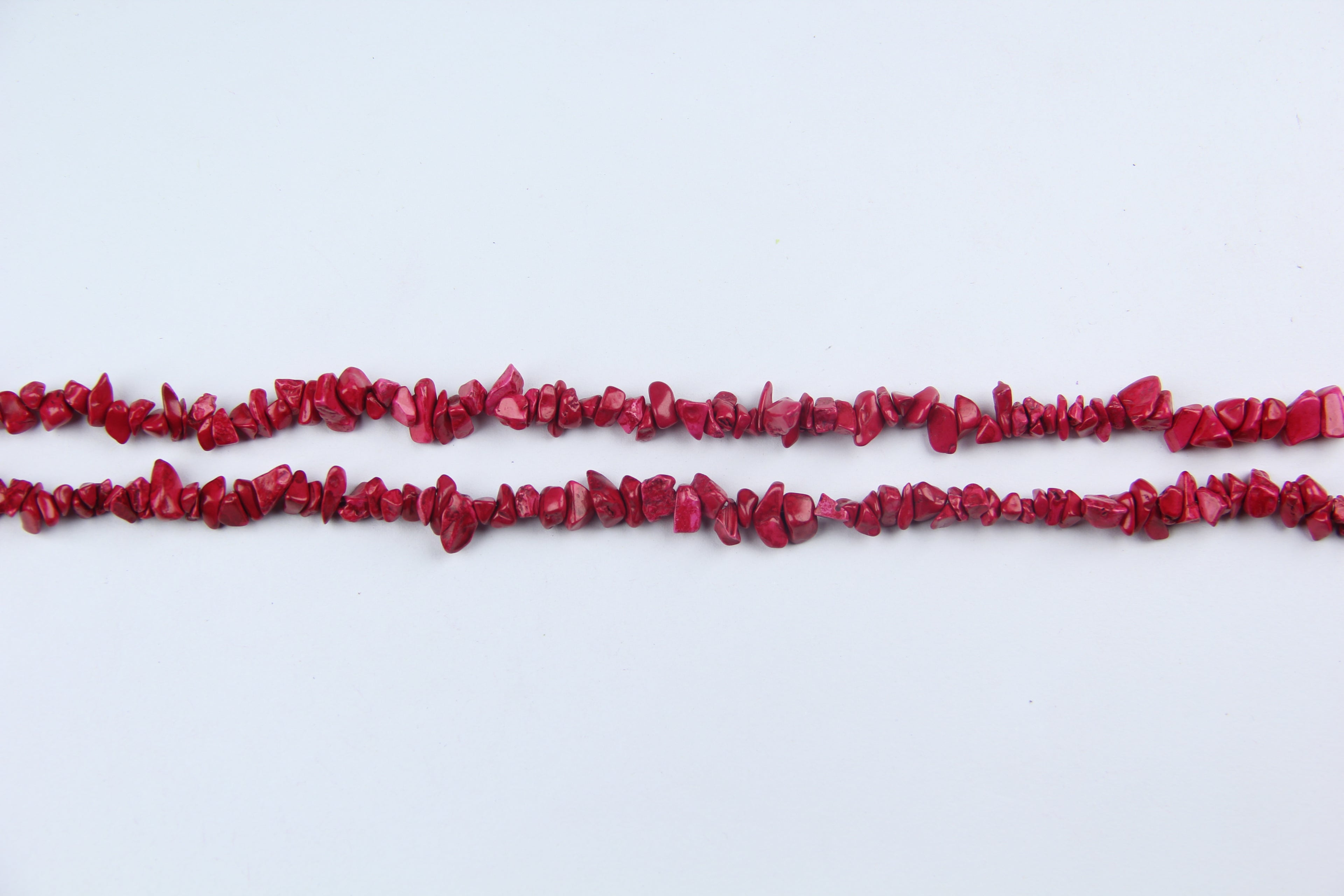Stained red pine broken stone long chain
