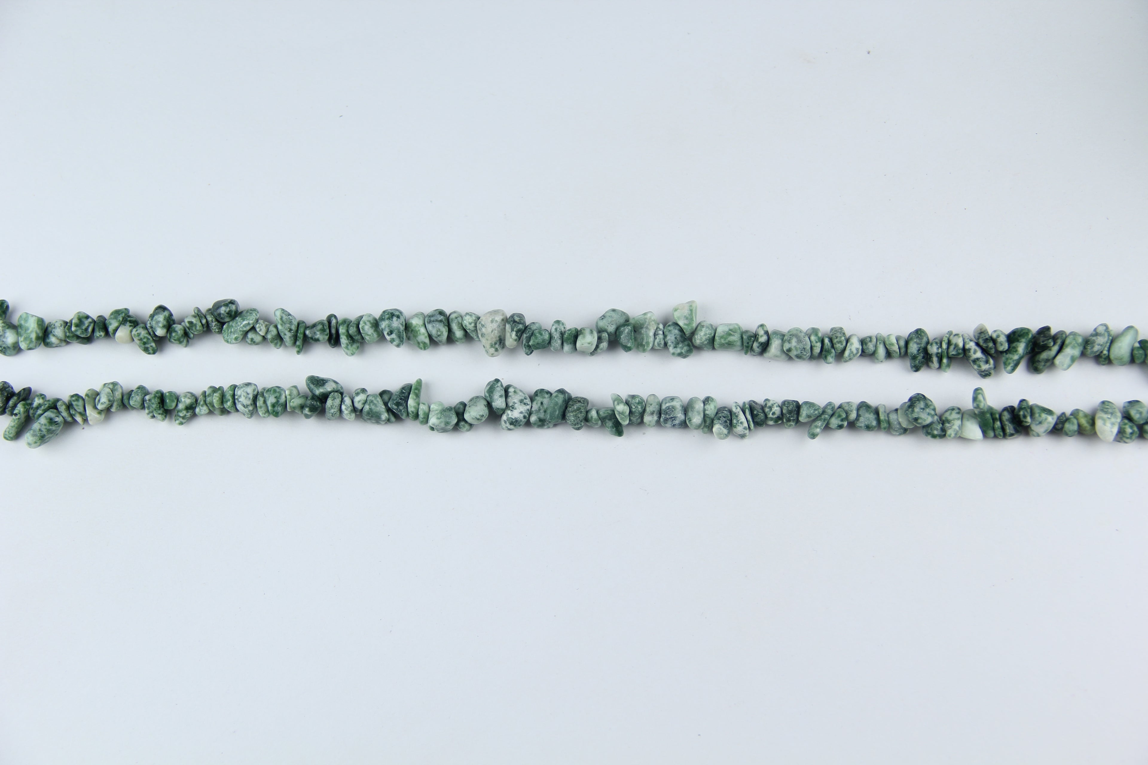 Irregular tree patterned agate crushed stone long chain