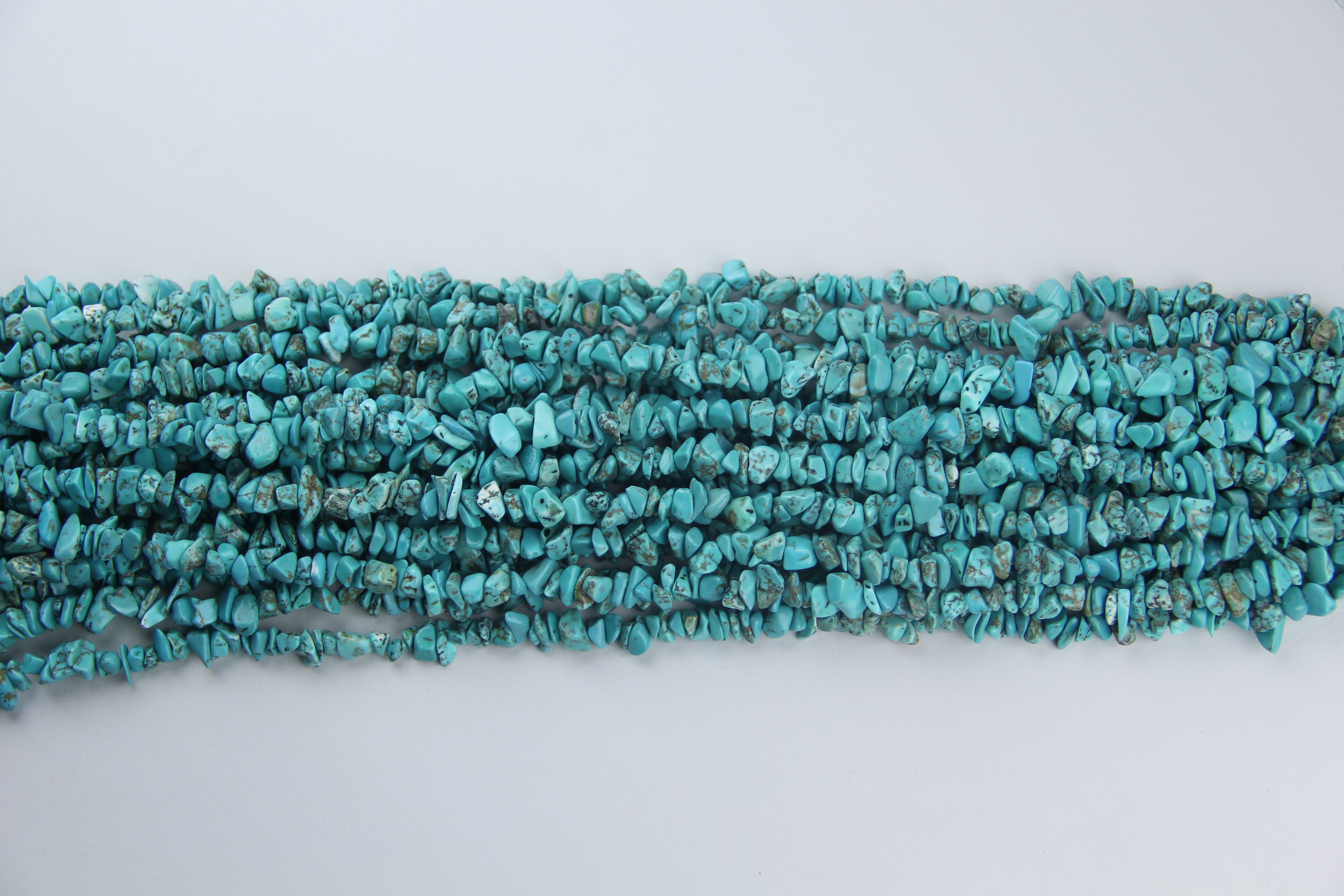 Irregular turquoise gravel long chain