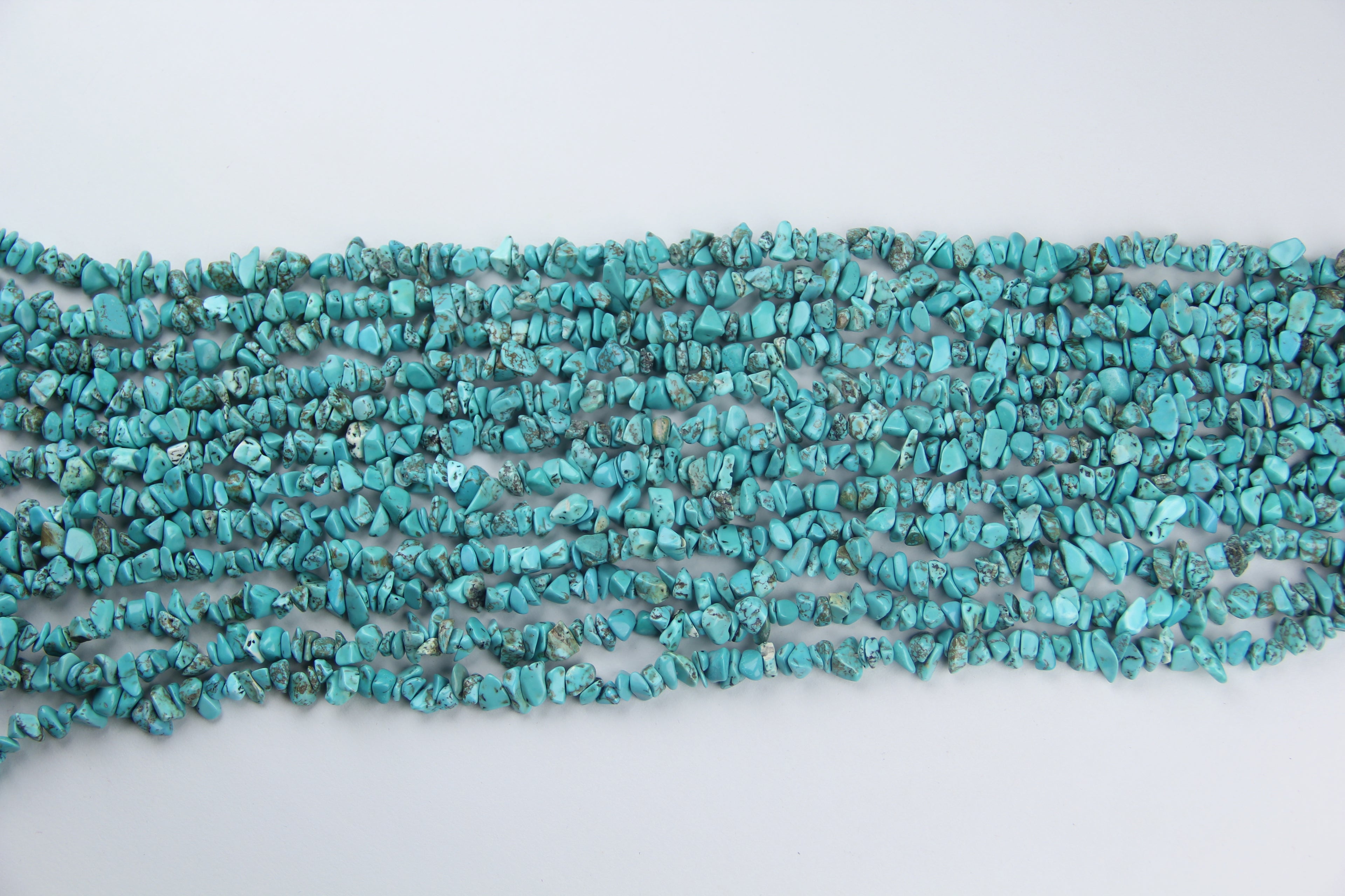 Irregular turquoise gravel long chain