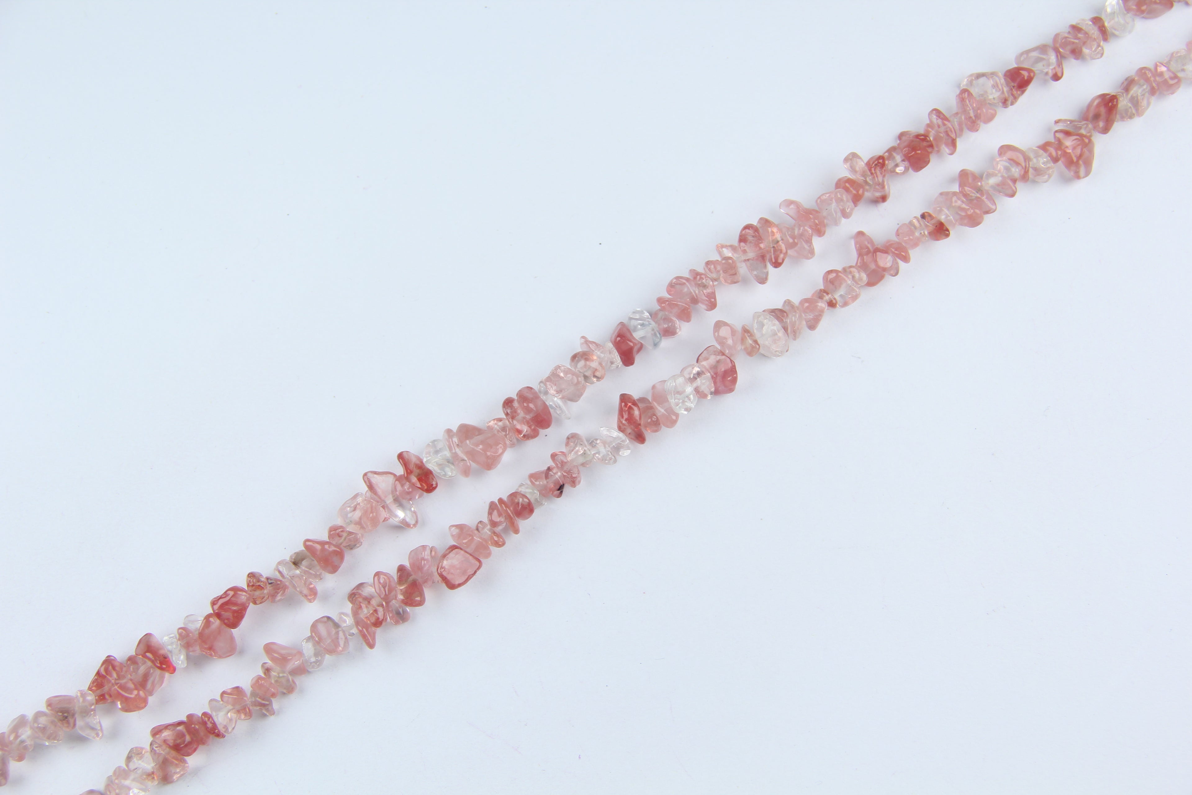 Irregular watermelon red crystal gravel long chain