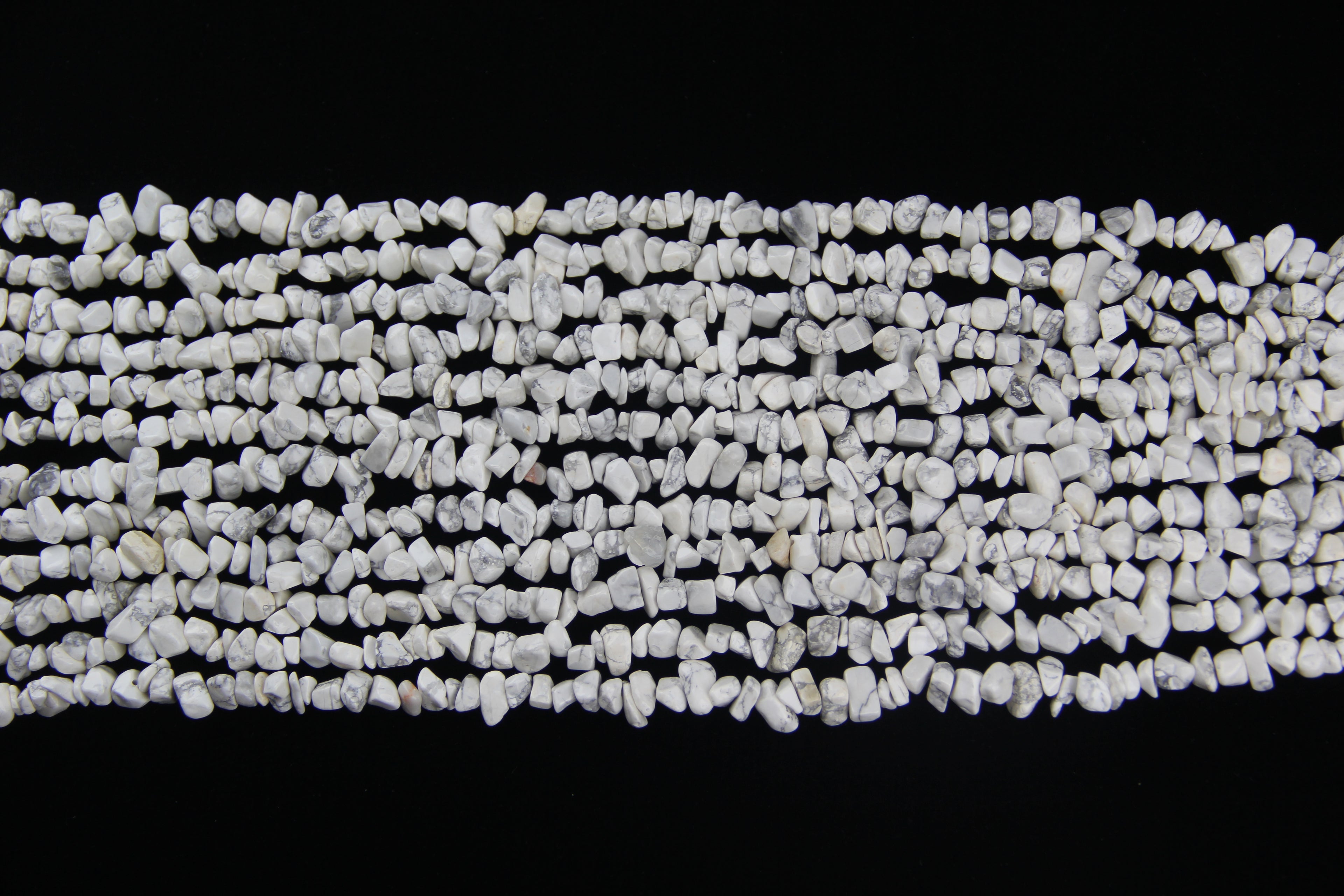 Irregular white marble gravel long chain
