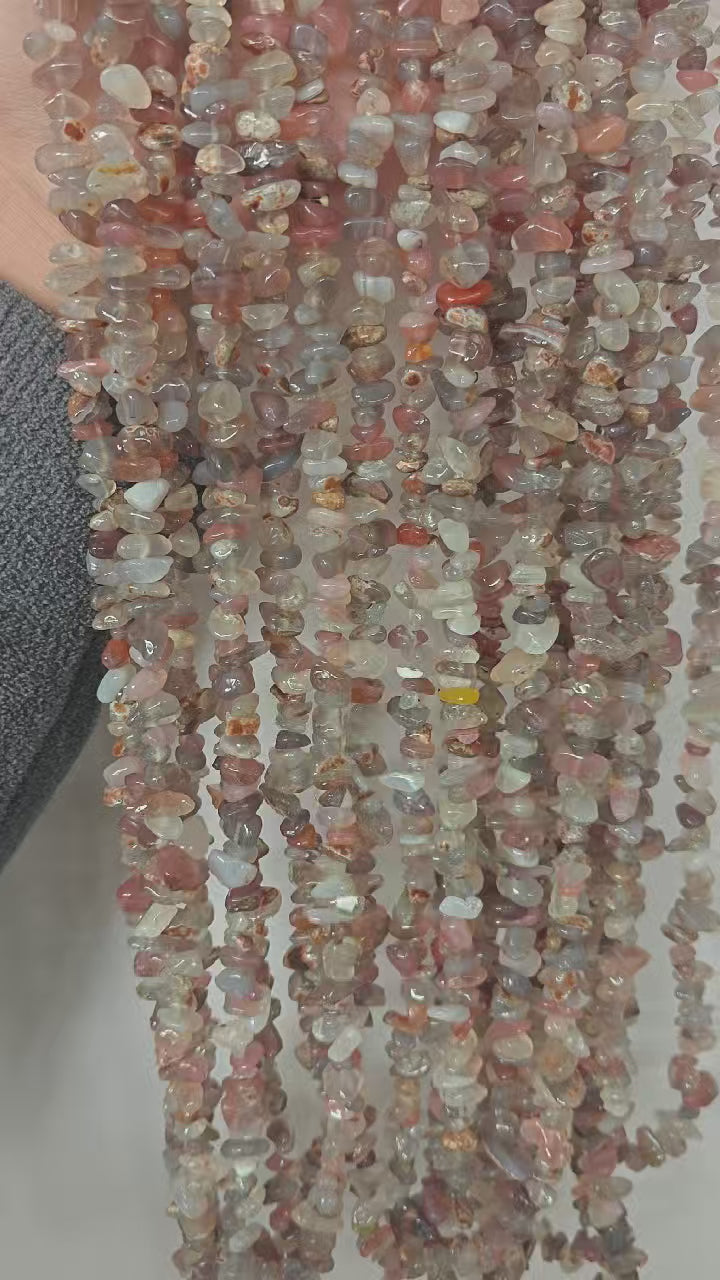 360 rotation of natural grey agate irregular bead long necklace, silver grey colors visible from all angles